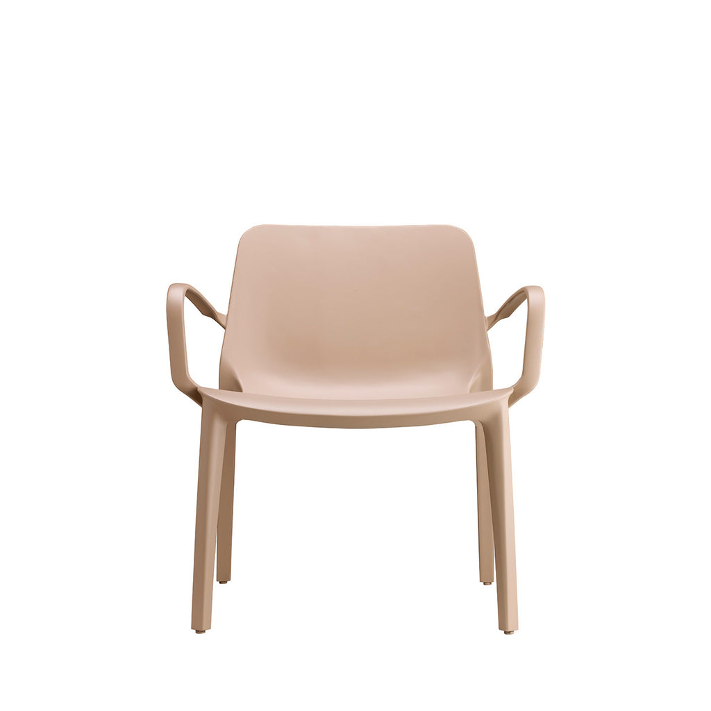 Silla Interior Lounge